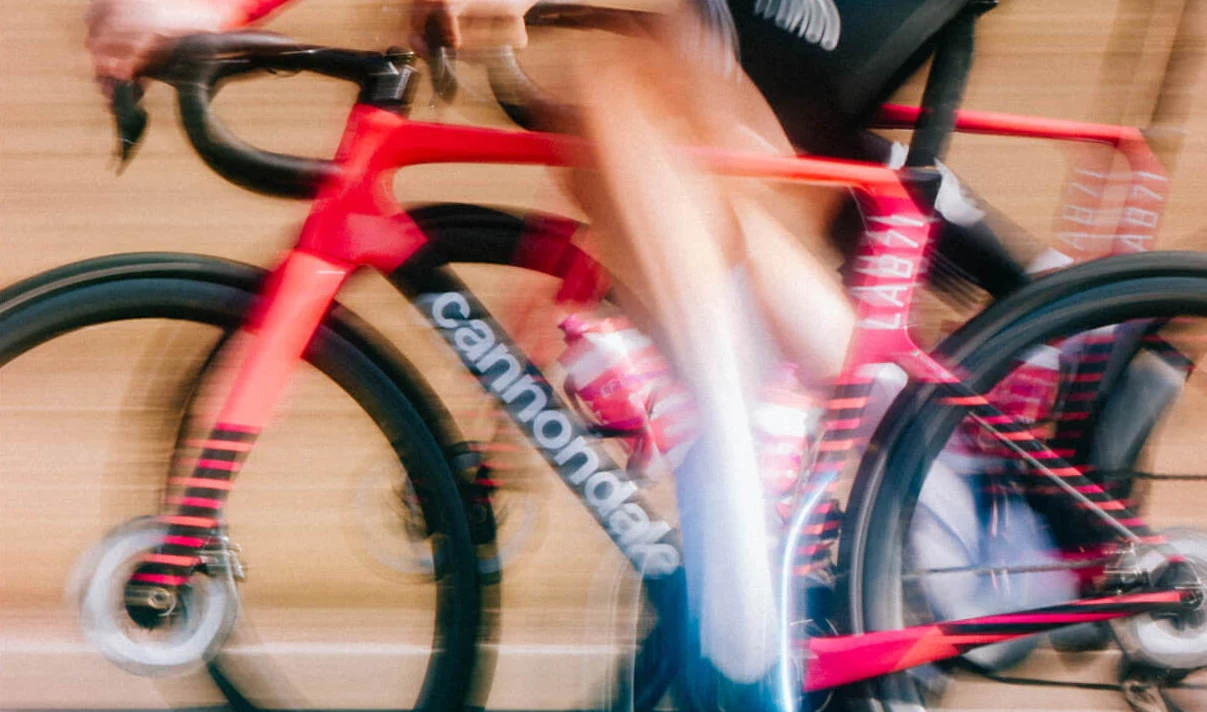 Cannondale Rennvelo in Bewegung
