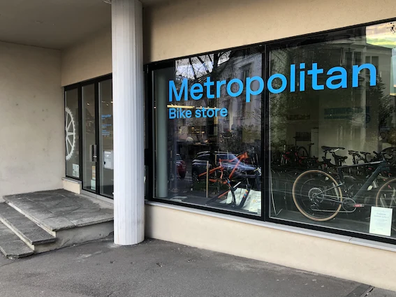 Eingang zum Metropolitan Bike store an der Sonneggstrasse 74